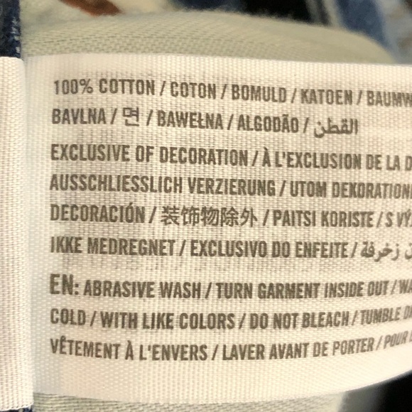 Abercrombie and Fitch denim distressed mini skirt - Picture 6 of 11